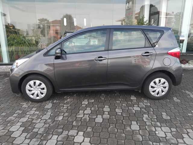 Toyota Verso 1.3l - Grigio